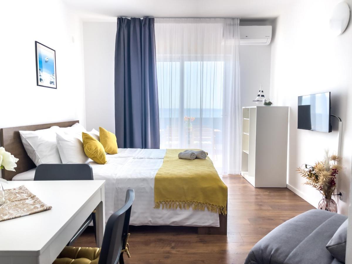 Apartments Goro Podstrana Dış mekan fotoğraf